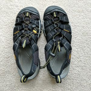Men's Keen Shoes